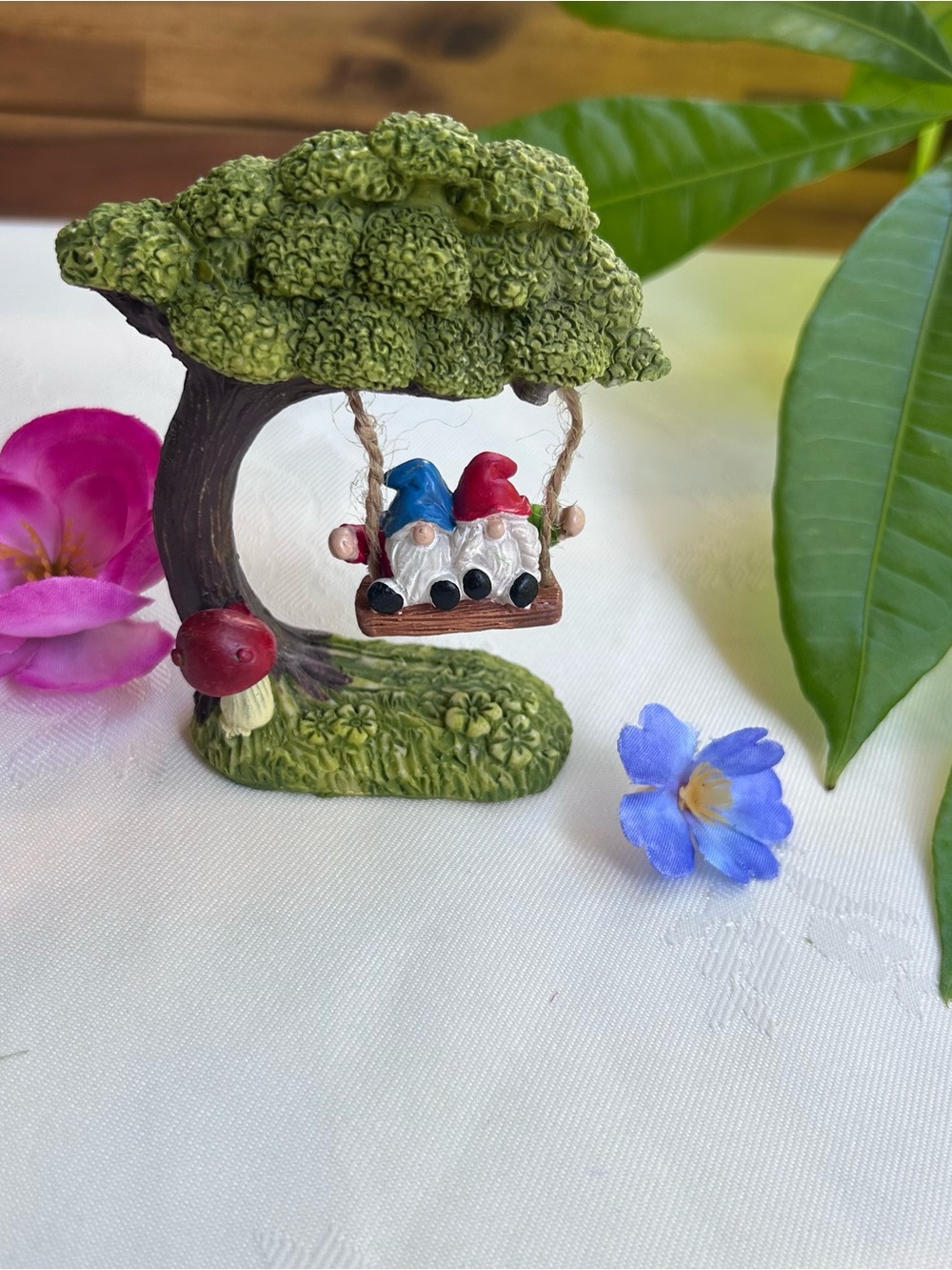 Miniature Gnome Swing Tree Figurine - Green NEW